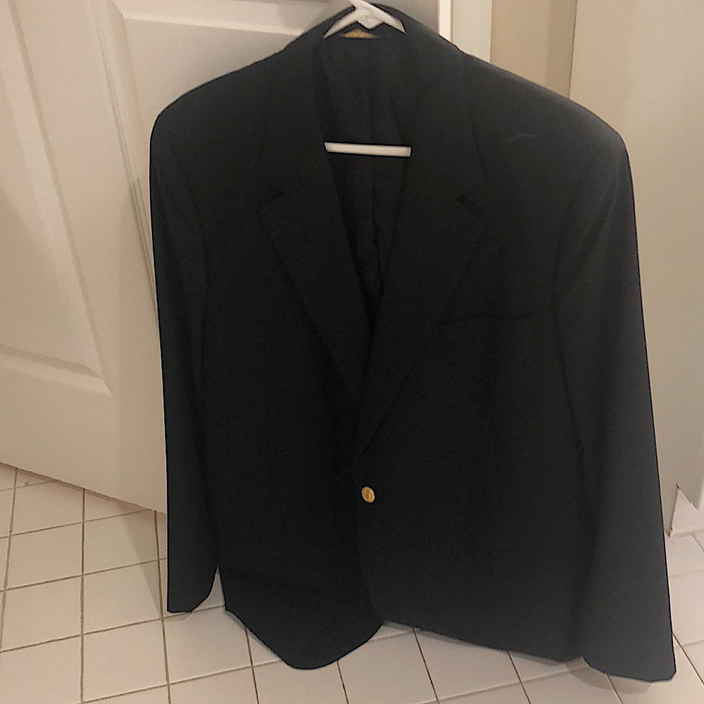 Brooks Brothers men’s sports coat, size 48L.
